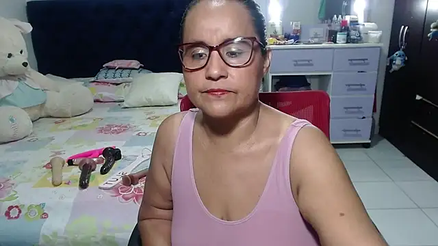 pervert mommy  online show from February 12, 2026, 10:04 am