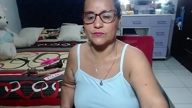 pervert mommy  online show from April 6, 2026, 8:48 am