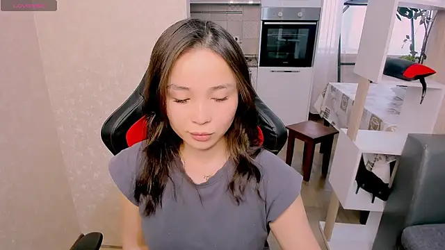 Snapshot of AyaMoon chatting on October 16, 2025, 5:16 am AyaMoon online show from October 16, 2025, 5:16 am