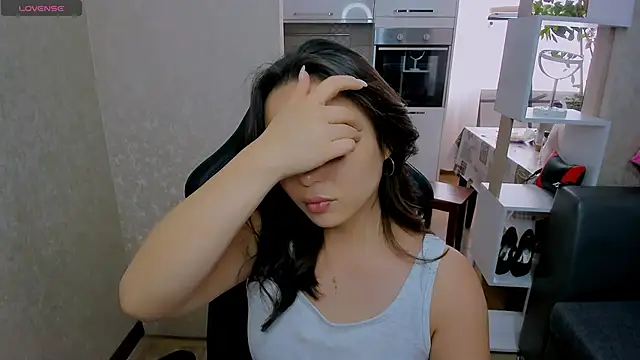 Snapshot of AyaMoon chatting on September 17, 2025, 6:26 am AyaMoon online show from September 17, 2025, 6:26 am