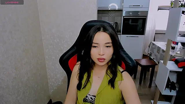 Snapshot of AyaMoon chatting on September 26, 2025, 5:03 am AyaMoon online show from September 26, 2025, 5:03 am