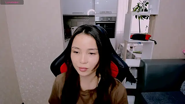 Snapshot of AyaMoon chatting on October 9, 2025, 5:19 am AyaMoon online show from October 9, 2025, 5:19 am