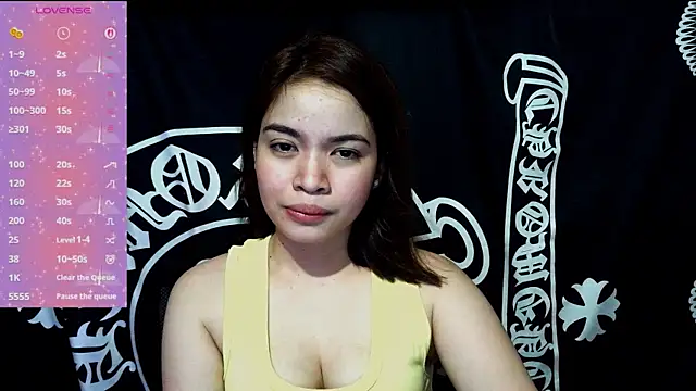  preciousmoira  online show from May 29, 2026, 12:44 pm