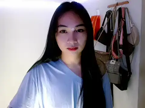 SweetLilly 18 online show from March 10, 2025, 12:50 am