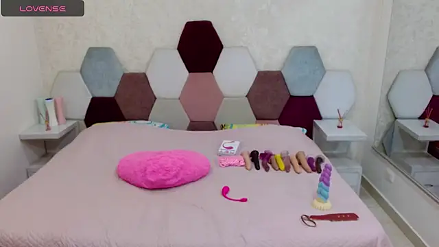 angel blue online show from September 28, 2025, 2:57 pm