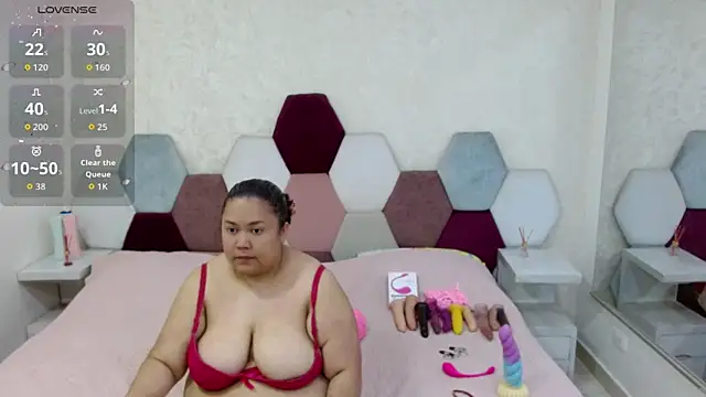 angel blue online show from December 15, 2025, 4:46 pm