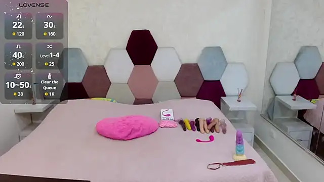 angel blue online show from October 13, 2025, 2:51 pm