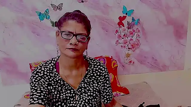 IndianAllure online show from November 26, 2025, 5:51 am