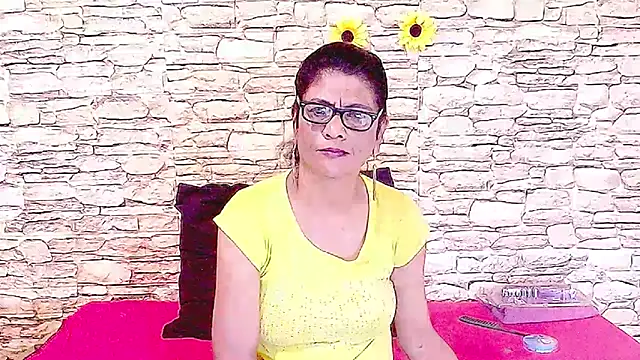 IndianAllure online show from March 24, 2026, 5:51 am