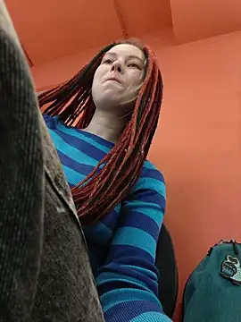 Frost foxy online show from November 19, 2025, 2:22 am