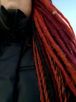 Snapshot of Frost_foxy chatting on October 2, 2025, 2:26 am Frost foxy online show from October 2, 2025, 2:26 am