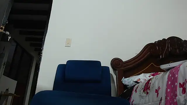 Snapshot of curvasexys chatting on October 31, 2025, 10:27 pm curvasexys online show from October 31, 2025, 10:27 pm