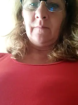 Snapshot of Elza01 chatting on November 3, 2025, 6:51 am Elza01 online show from November 3, 2025, 6:51 am