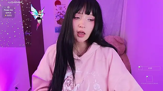 KuroChan420 online show from September 9, 2025, 3:05 am