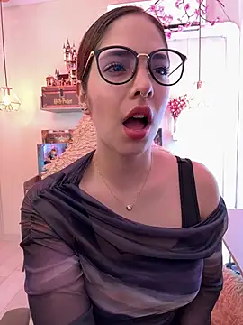 Zoe Bae online show from February 1, 2026, 12:09 am