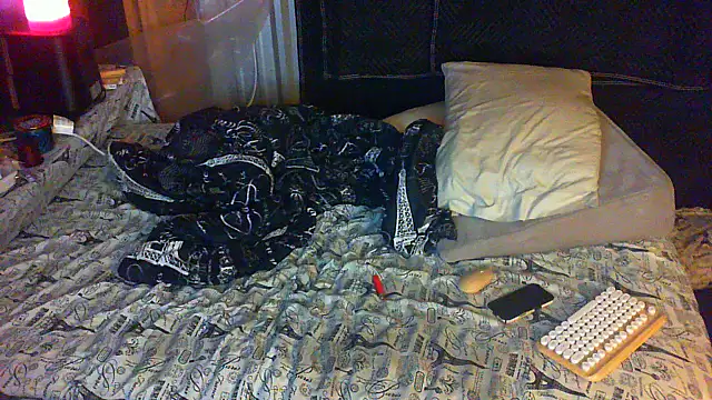 Sitonmyface2020xh online show from October 7, 2025, 8:37 am