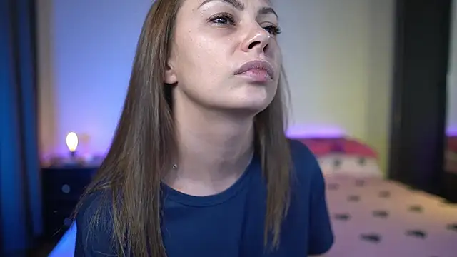 Snapshot of TiffanyPierce chatting on October 6, 2025, 8:09 pm TiffanyPierce online show from October 6, 2025, 8:09 pm