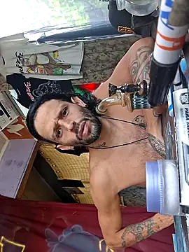 Toycockhot online show from November 17, 2025, 7:29 pm