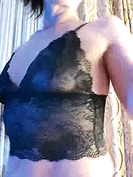 Snapshot of Melissa_Fane chatting on October 11, 2025, 12:00 am Melissa Fane online show from October 11, 2025, 12:00 am