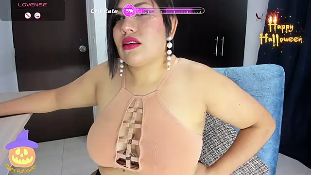 Snapshot of ElikoLanny_ chatting on October 7, 2025, 4:35 am ElikoLanny  online show from October 7, 2025, 4:35 am