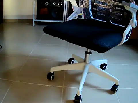 jilat77 online show from November 23, 2025, 3:05 am