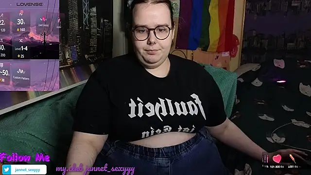 Snapshot of JannetPie chatting on October 1, 2025, 10:57 pm JannetPie online show from October 1, 2025, 10:57 pm