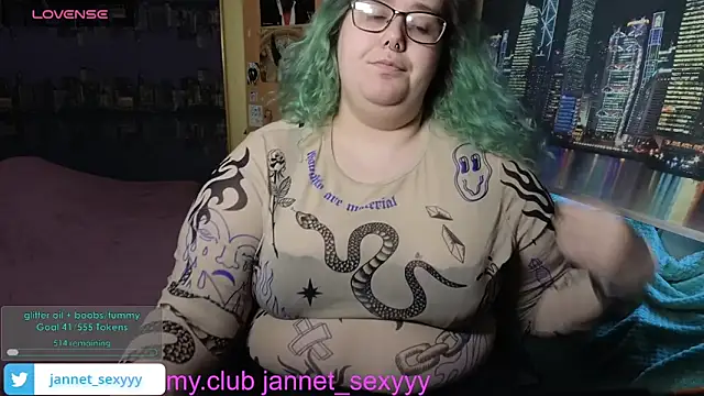 Snapshot of JannetPie chatting on February 4, 2026, 12:55 pm JannetPie online show from February 4, 2026, 12:55 pm