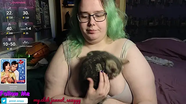 JannetPie online show from December 4, 2025, 7:18 am