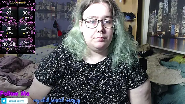 Snapshot of JannetPie chatting on February 14, 2026, 3:45 pm JannetPie online show from February 14, 2026, 3:45 pm