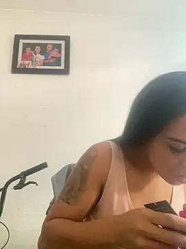 AlondraDiossa03 online show from February 17, 2025, 5:55 pm