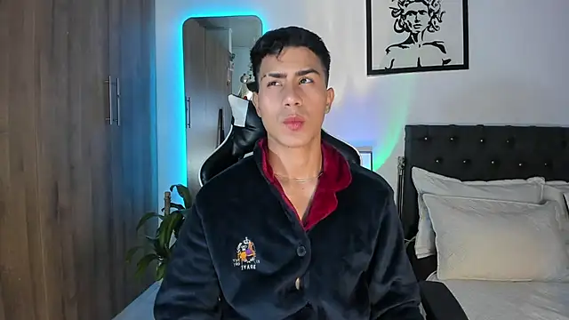 AlanNaughty online show from March 20, 2026, 4:24 am