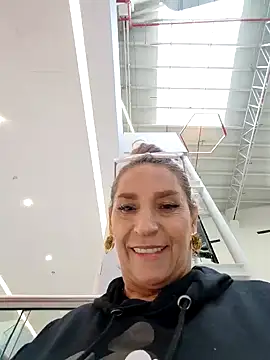 Snapshot of Lossexycacha chatting on October 21, 2025, 5:01 pm Lossexycacha online show from October 21, 2025, 5:01 pm