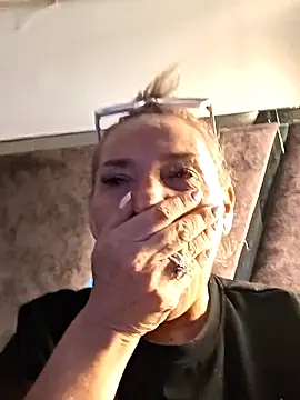 Snapshot of Lossexycacha chatting on September 24, 2025, 7:31 pm Lossexycacha online show from September 24, 2025, 7:31 pm