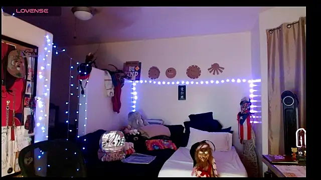 mycock2474u online show from September 12, 2025, 4:12 am