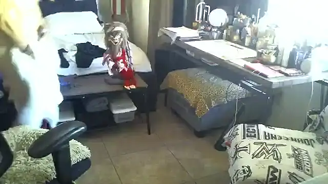 mycock2474u online show from October 4, 2025, 6:31 pm