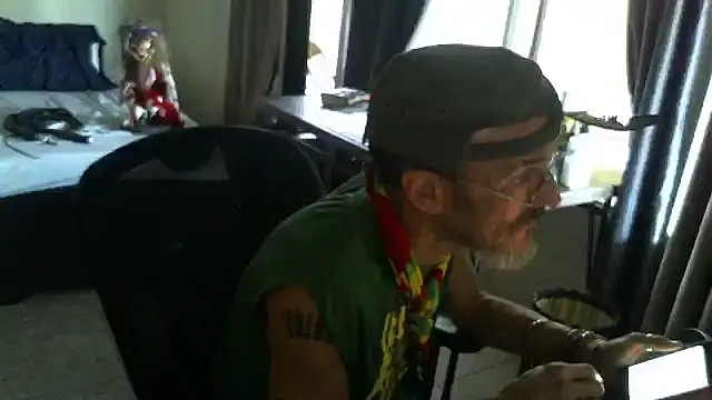 mycock2474u online show from October 16, 2025, 12:19 am