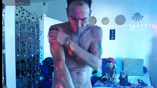 mycock2474u online show from March 19, 2025, 12:48 am