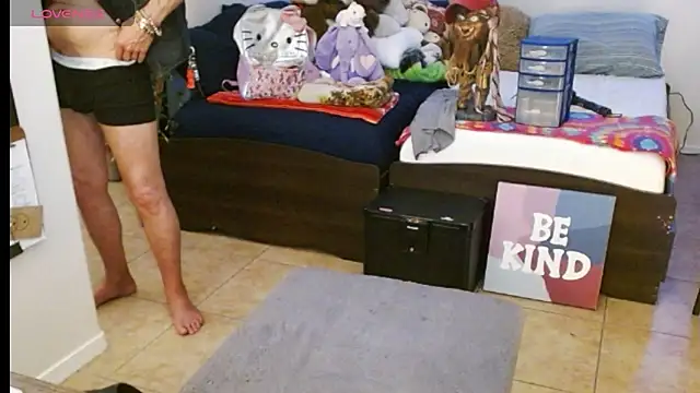 mycock2474u online show from March 18, 2025, 4:29 am