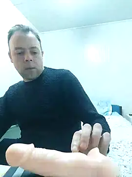 Snapshot of david_geam chatting on January 16, 2025, 6:14 am david geam online show from January 16, 2025, 6:14 am