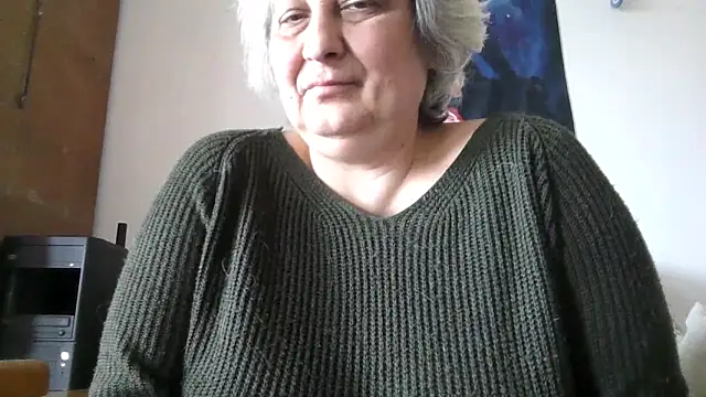 ExquisiteMature online show from April 15, 2026, 7:36 am