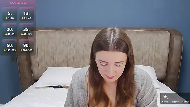 IamMolly online show from December 8, 2024, 9:52 pm