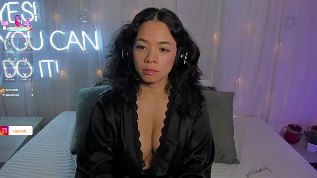 carolgaita online show from March 15, 2025, 3:06 pm