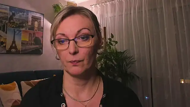 vanessa chat online show from February 10, 2025, 6:03 pm
