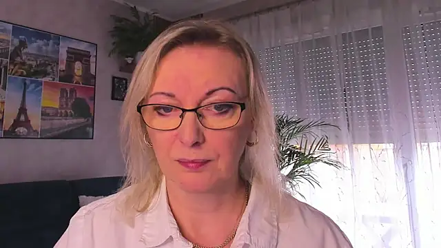 vanessa chat online show from March 23, 2026, 2:17 pm