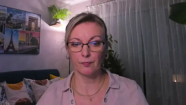 vanessa chat online show from February 5, 2025, 8:57 pm