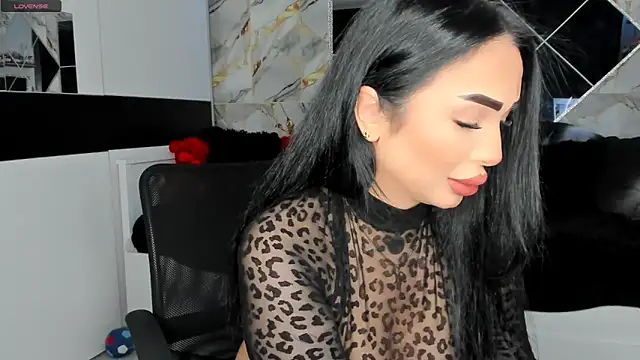 Snapshot of mistress_meryem chatting on March 17, 2025, 11:35 pm mistress meryem online show from March 17, 2025, 11:35 pm