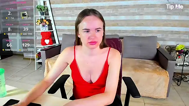 Snapshot of SusanSmit chatting on September 25, 2025, 6:58 pm SusanSmit online show from September 25, 2025, 6:58 pm