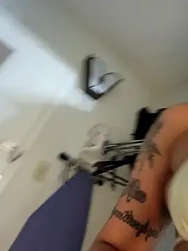 Snapshot of sativagata chatting on November 1, 2025, 11:31 pm sativagata online show from November 1, 2025, 11:31 pm