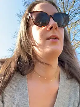 Snapshot of EllaMae chatting on March 8, 2025, 11:27 am EllaMae online show from March 8, 2025, 11:27 am