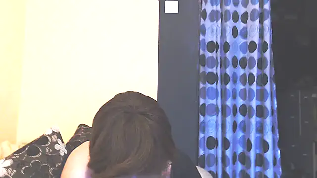 MioritaHard online show from November 22, 2025, 1:21 pm